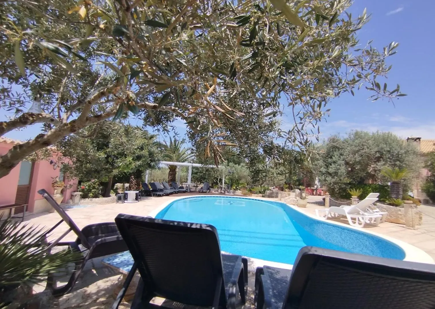 Dependance In Villa Con Piscina Raguse 0*,  Italie