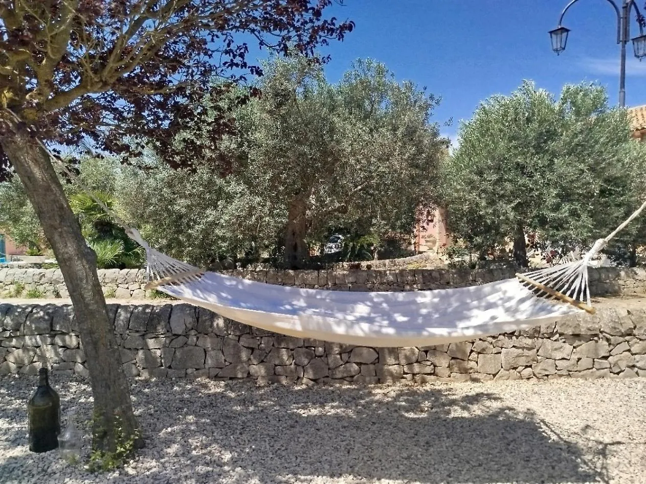 Hébergement de vacances Dependance In Villa Con Piscina Raguse